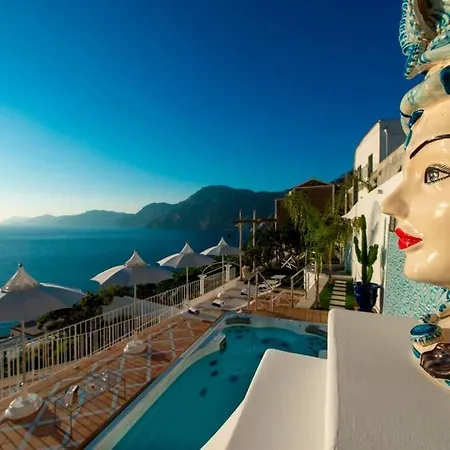 The Mediterranean Arthouse - Stunning Sea View Villa