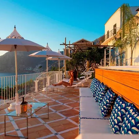 The Mediterranean Arthouse - Stunning Sea View Villa *